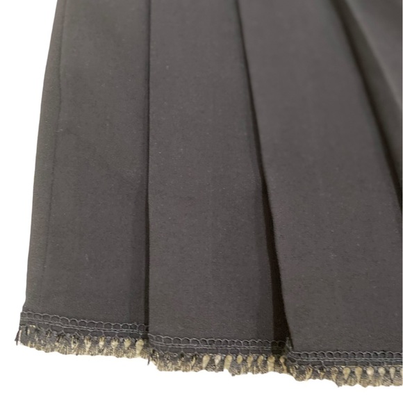 English factory high waisted black pleated front short fringe trim size small - Picture 3 of 7